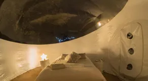 Hébergement insolite en bulle et spa - Image 5