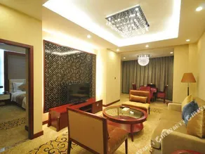 Long Xin International Hotel - Image 5