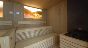 Double room, shower, toilet - Image 5