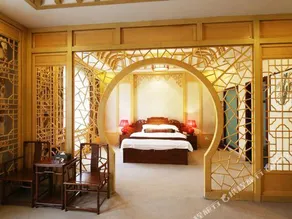John Garden Hotel - Image 1