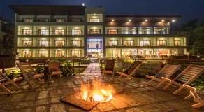Park Safari Resort, Chitwan National Park - Image 3