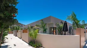 Afesou Suites - Image 5
