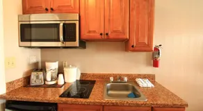 Colton Court Motor Inn - Image 3