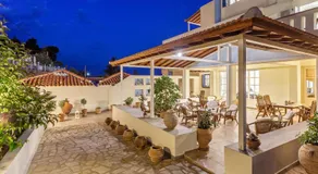 Stafylos Suites & Boutique hotel - Image 3
