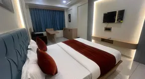 Hotel Sun Icon - Image 2