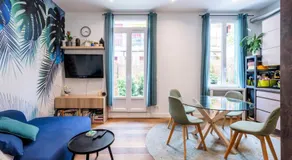 Chic 3BR Oasis Near the Sea AC 2 Terraces - Image 3