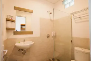 Cozy 1 BR Superior Modern Room Beach Front AN52B - Image 2