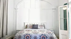 Spacious Townsville City Apartment - Image 2