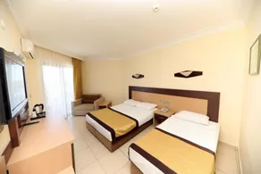 Caretta Beach Hotel - Image 2