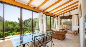 Maison de vacances 'Cel Pins' avec appartement indépendant, terrasse privée, Wi-Fi et climatisation - Image 3