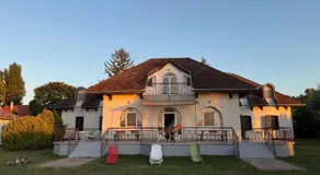 Aranyhídszálló - Image 4