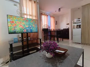 Luna staycation Cozy Condo near Enchanted Kingdom - Image 2