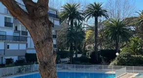 35m With Pool For Couple In Saint Tropez - Image 2