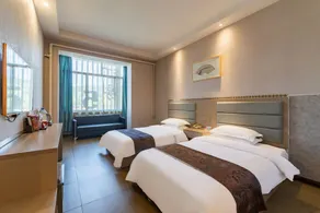 Jufengyuan Hotel - Image 2