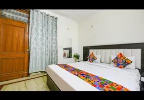 Viraj Guest House - Image 4