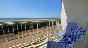 Charmant T2 rénové avec balcon et parking, accès direct plage - Saint Brevin - Image 2