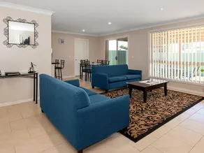 Colonial Court Villas - Image 3