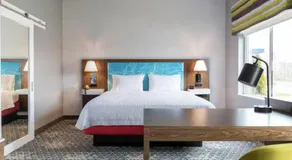 Hampton Inn by Hilton Gulfport Beach Boulevard - Image 2