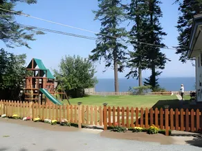 Edgewater Motel - Image 2