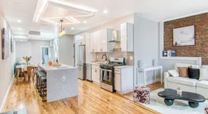 Pent House on Bruckner New Luxe 2BR 2BA King Bed Fast Wi-Fi 15 Mins to Times Square - Image 3