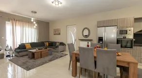 Mary Luxury House - Image 2