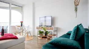 Modernes Apartment mit tollem Blick über die Stadt - Image 2