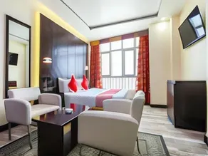 SHH Hotel - Image 2