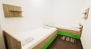 Central Apartment with Jacuzzi - Image 5