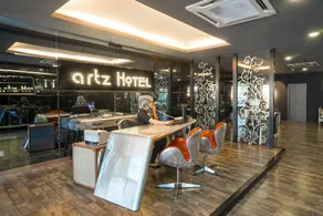 ARTZ Hotel - Image 2