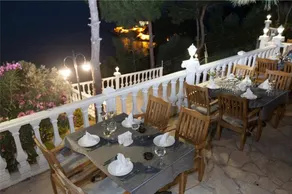 Venti Hotel Luxury - Image 5