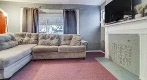 Easy Dtwn Detroit Access: Pet-Friendly Family Home - Image 2
