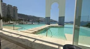 Lakshmi Armandos Acapulco - Image 2