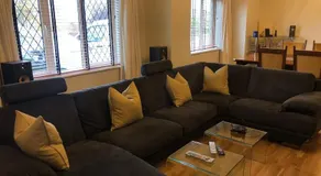 Discreet luxury Super house! - Image 2