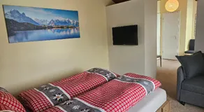 Lake Lodge - Image 2