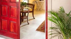 Spacube Luxury Suites and Spa - Image 5