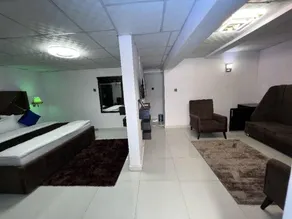 Glandov Suites - Image 5