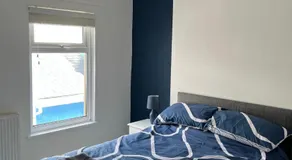 4-6 Guests in centre location with stunning views - Image 2