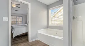 Cozy home in Austell - Image 5