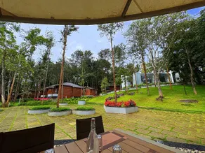 TGI Redolent Resort & Spa - Image 5