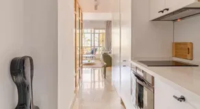 Espectacular apartamento en Marina de sotogrande - Image 4