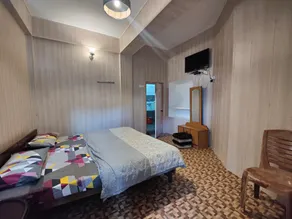 Hotel Kurmanchal - Image 2