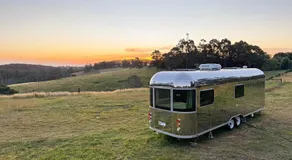 Mountain View, Glamping Caravan, Couples Escape - Image 3