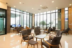 Sims Hotel - Image 3
