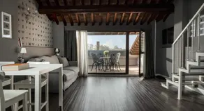 Maxxim Hotel & Loft - Image 2
