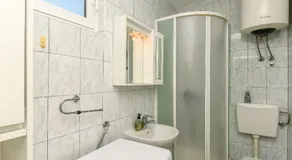 House Petar - Image 2