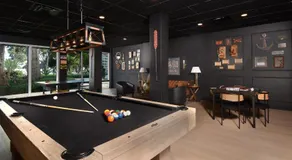 411 Mariners Club - Image 1