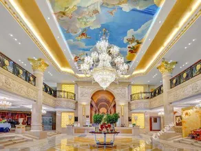 New Paris Hotel - Image 3
