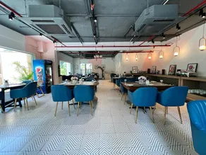 Leopard Room Near CCU Airport,CC2 ,with Pool & GYM - Image 5