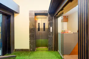FabHotel Fantasy - Image 4