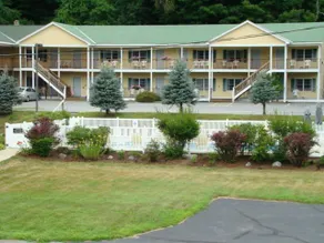 Ludlow Colonial Motel - Image 2